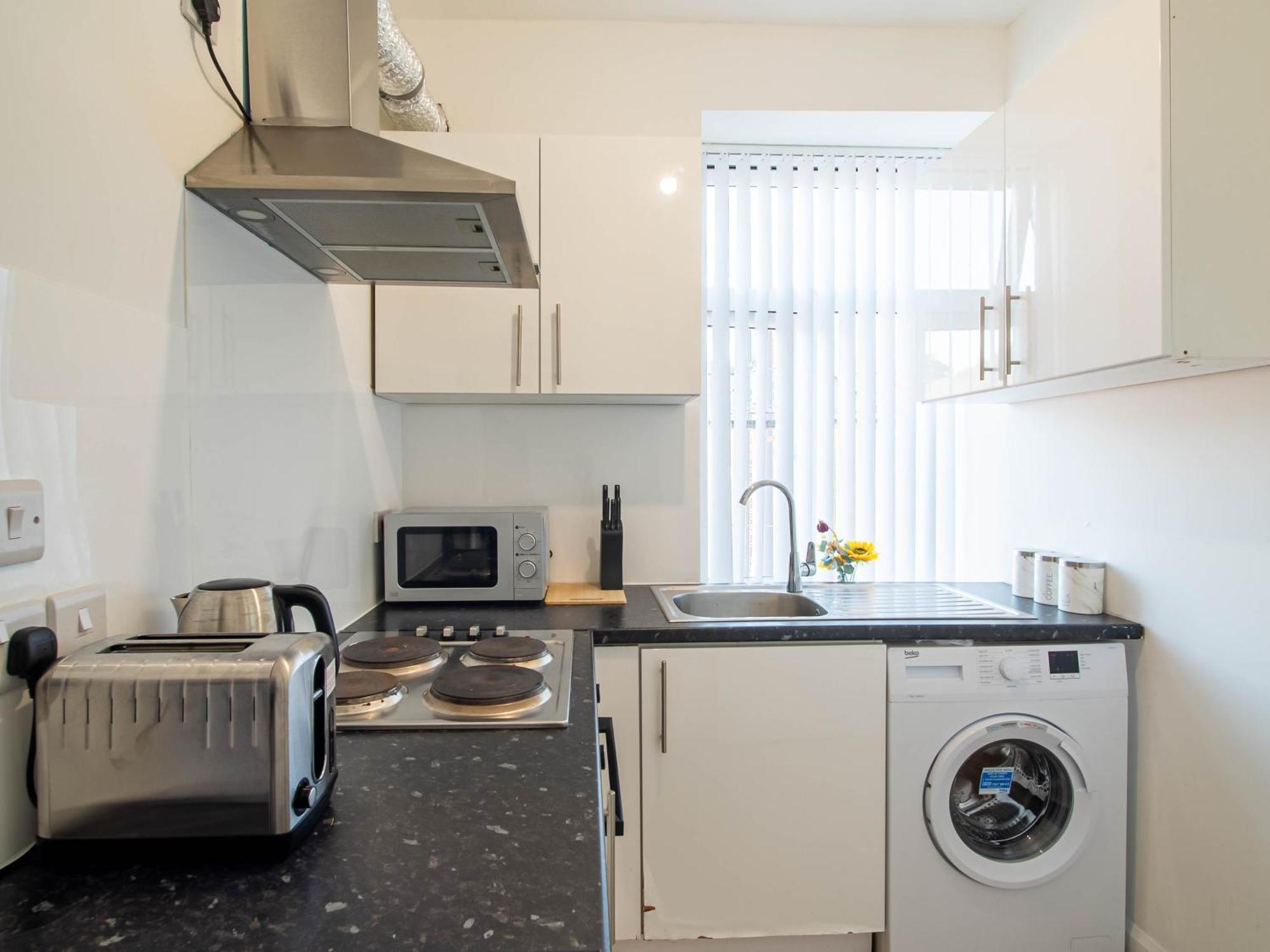 Belgian Studio Apt 2 Huddersfield Bagian luar foto
