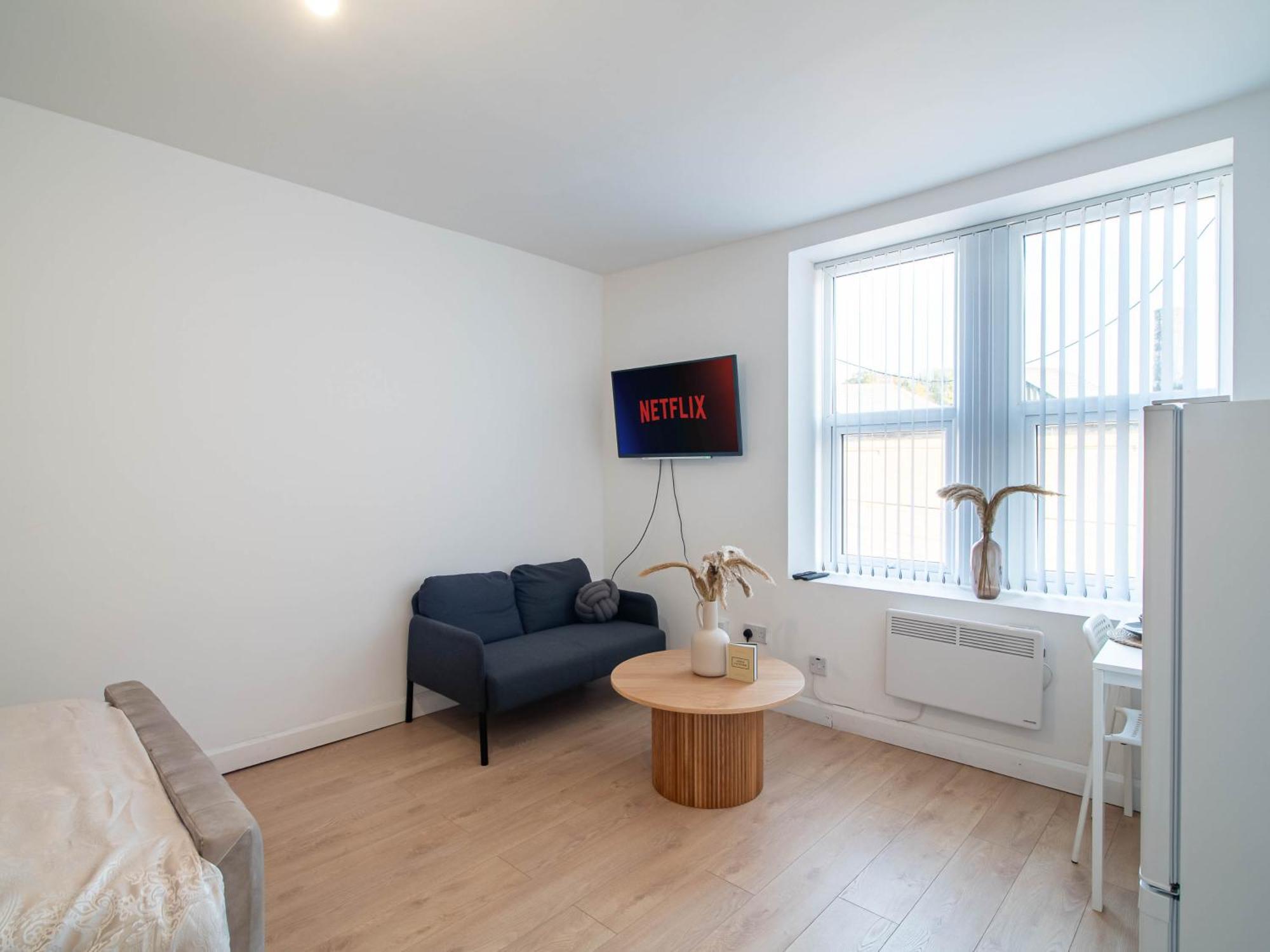 Belgian Studio Apt 2 Huddersfield Bagian luar foto